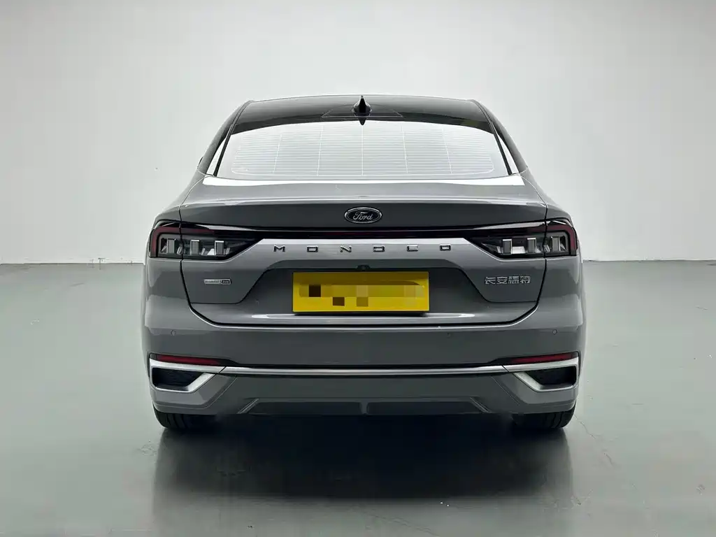 Ford Mondeo — миниатюра 8