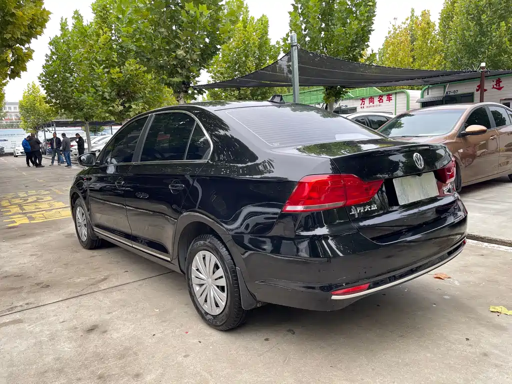 Volkswagen Santana — миниатюра 17