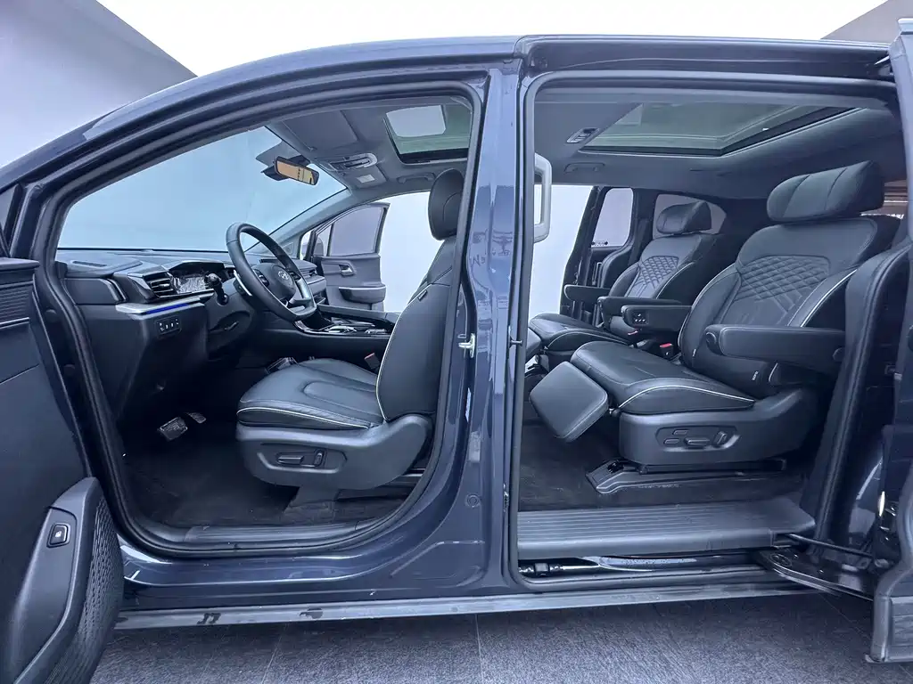 Hyundai Custo — миниатюра 22