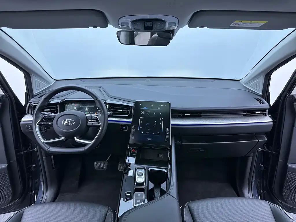 Hyundai Custo — миниатюра 11