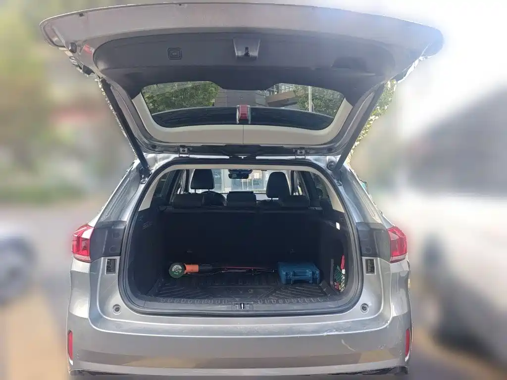 Wey Wey VV6 — миниатюра 15
