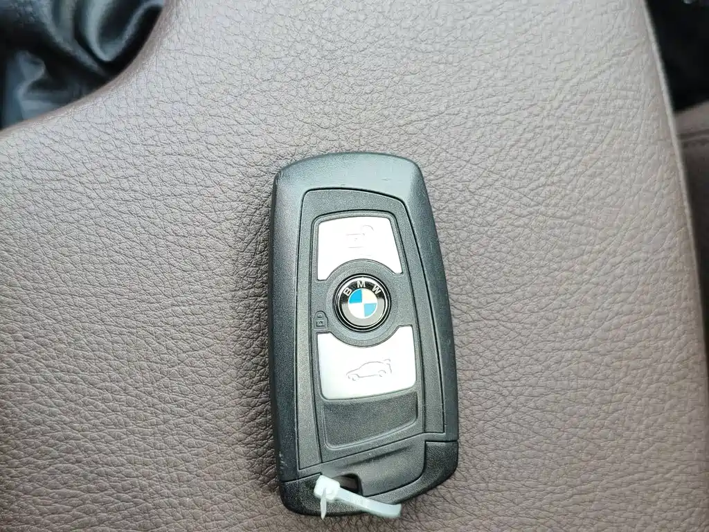 BMW 3 Series — миниатюра 9