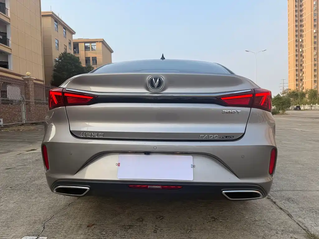 Changan Eado — миниатюра 7