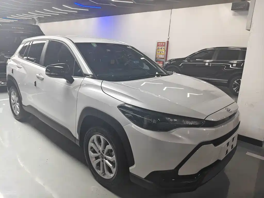 Toyota Frontlander — миниатюра 3