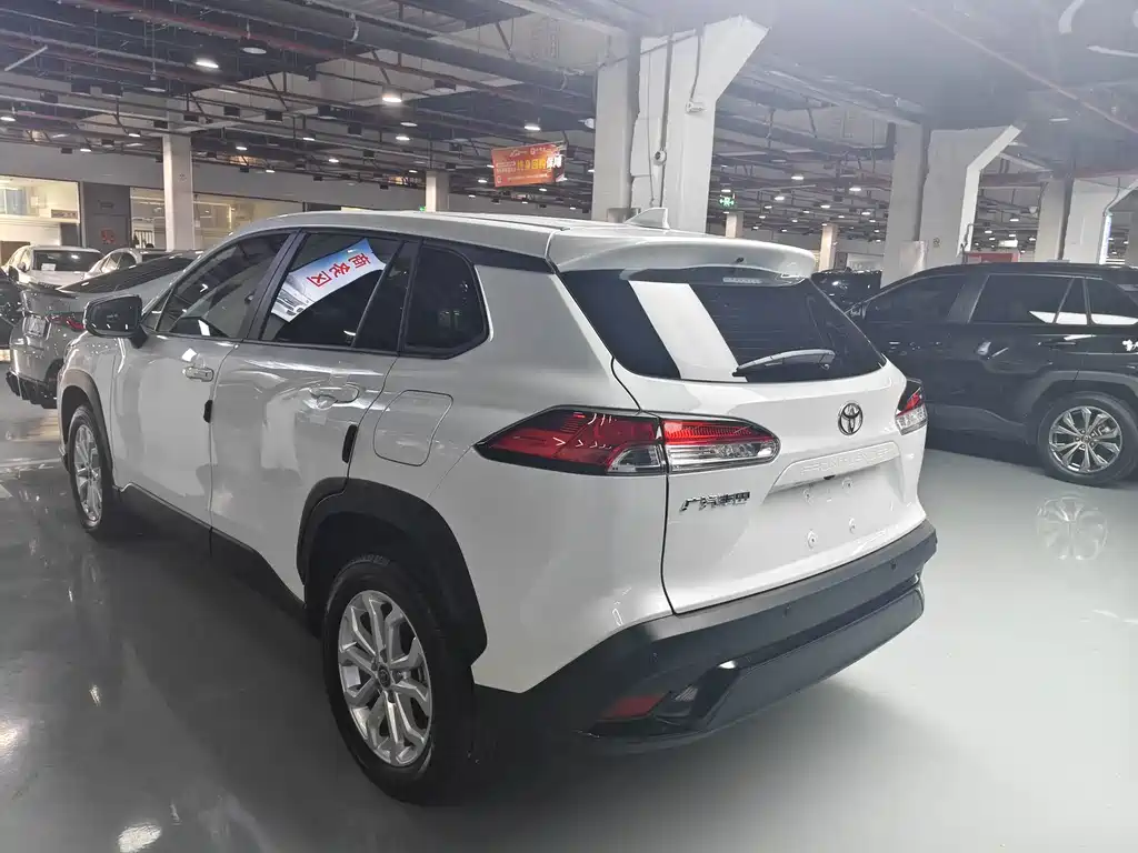 Toyota Frontlander — миниатюра 21