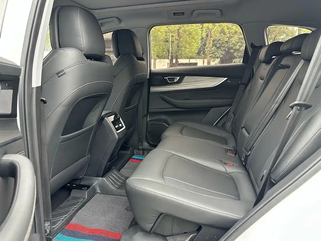 Chery Tiggo 8 — миниатюра 8