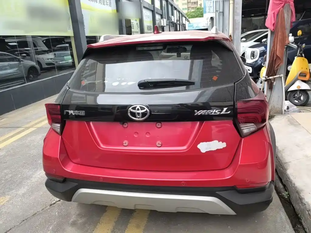 Toyota Yaris L — миниатюра 6