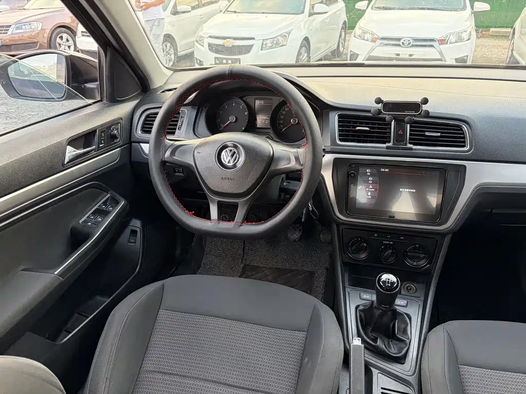 Volkswagen Lavida — миниатюра 11
