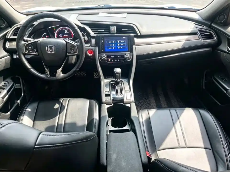 Honda Civic — миниатюра 5