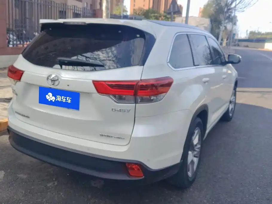 Toyota Highlander — миниатюра 3