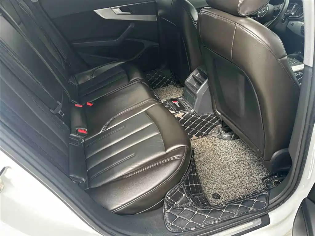 Audi A4L — миниатюра 10