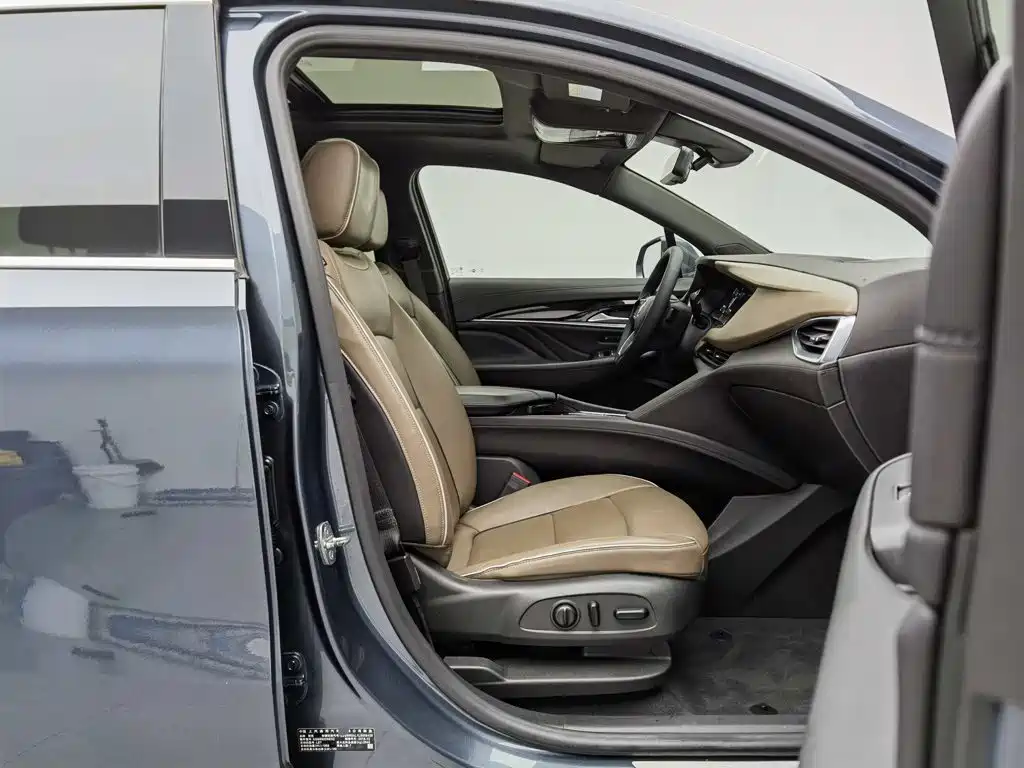 Buick Enclave — миниатюра 23
