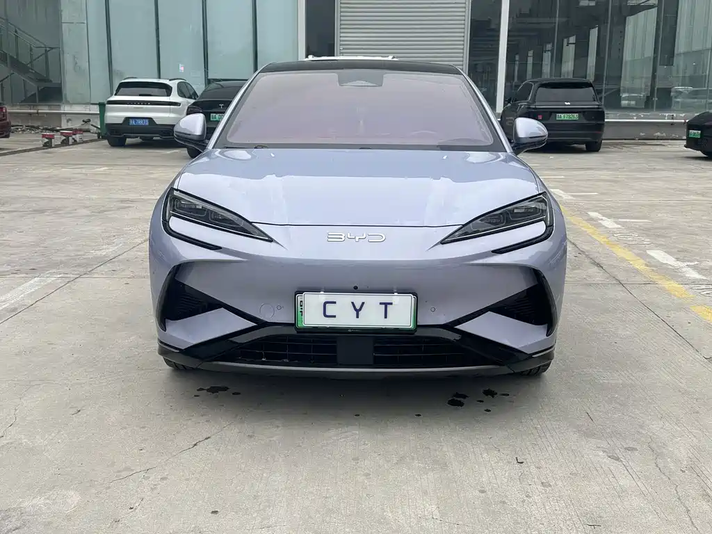 BYD Sealion 07 EV — миниатюра 2