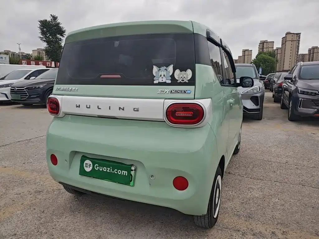 Wuling MINIEV — миниатюра 7