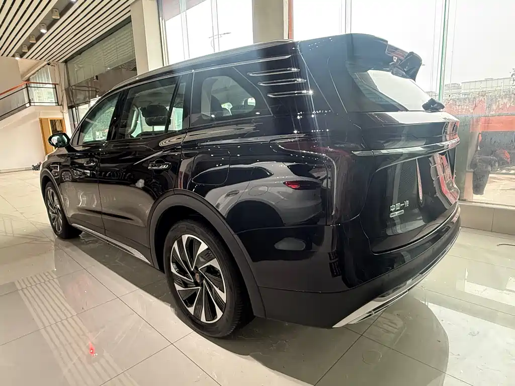 Hongqi HS7 PHEV 2024 2.0T PHEV 7 мест