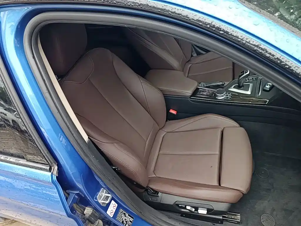 BMW 3 Series — миниатюра 25
