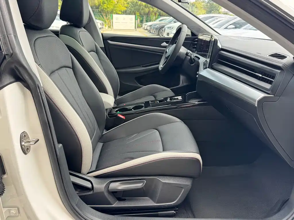 Volkswagen Lamando — миниатюра 19