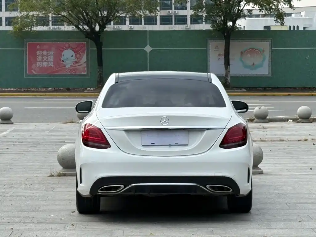 Mercedes-Benz C-Class — миниатюра 19