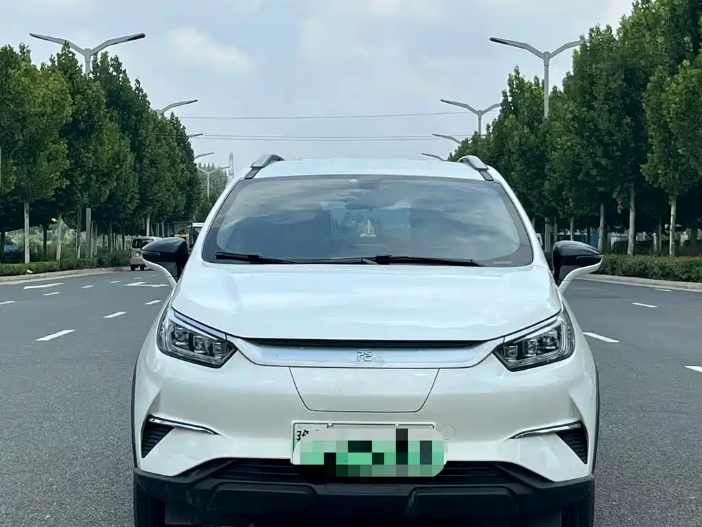 BYD Yuan Pro — миниатюра 2