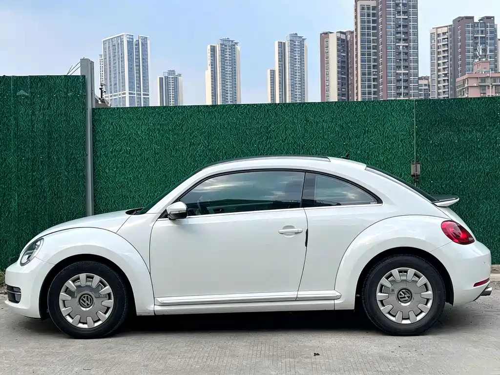 Volkswagen Beetle — миниатюра 7