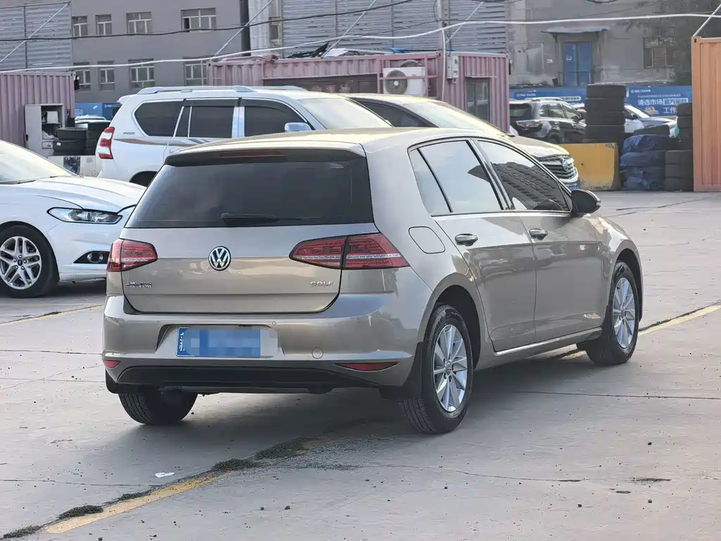 Volkswagen Golf — миниатюра 6