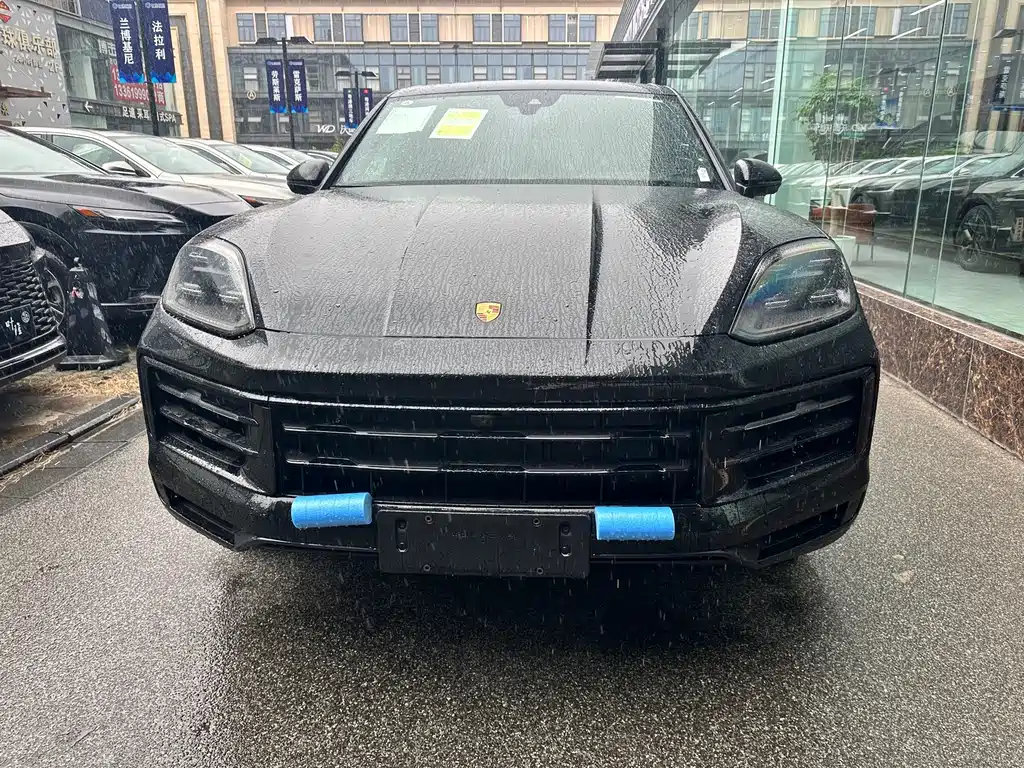 Porsche Cayenne — миниатюра 2