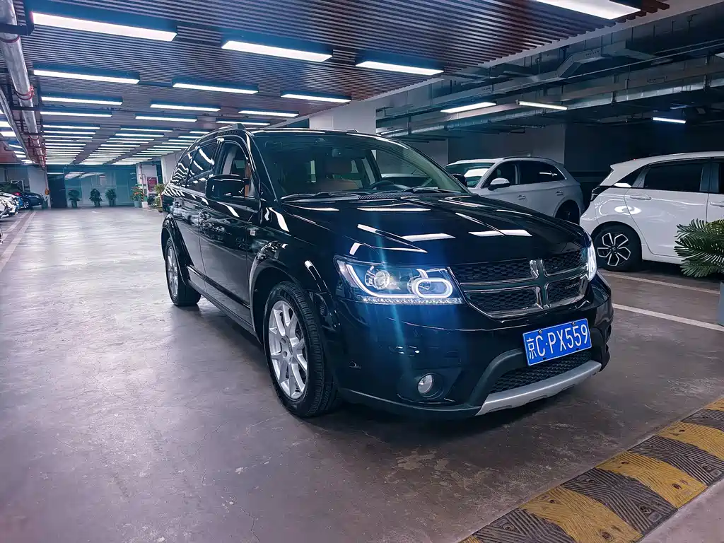Dodge Journey — миниатюра 3
