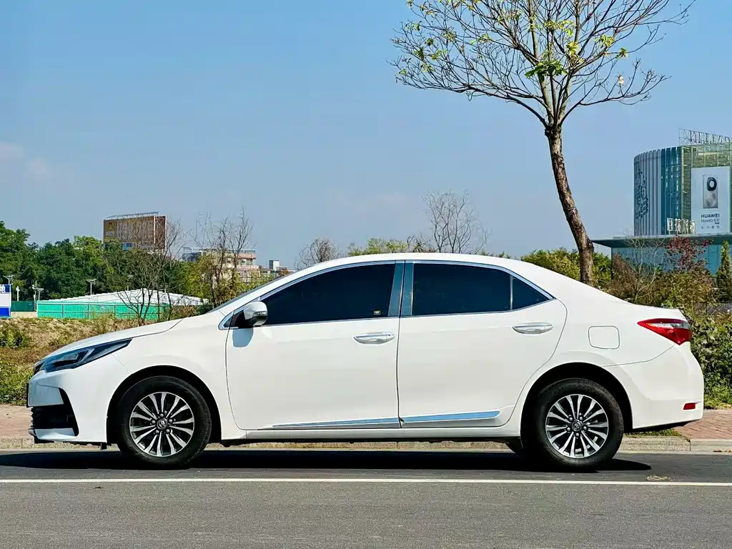 Toyota Corolla — миниатюра 2