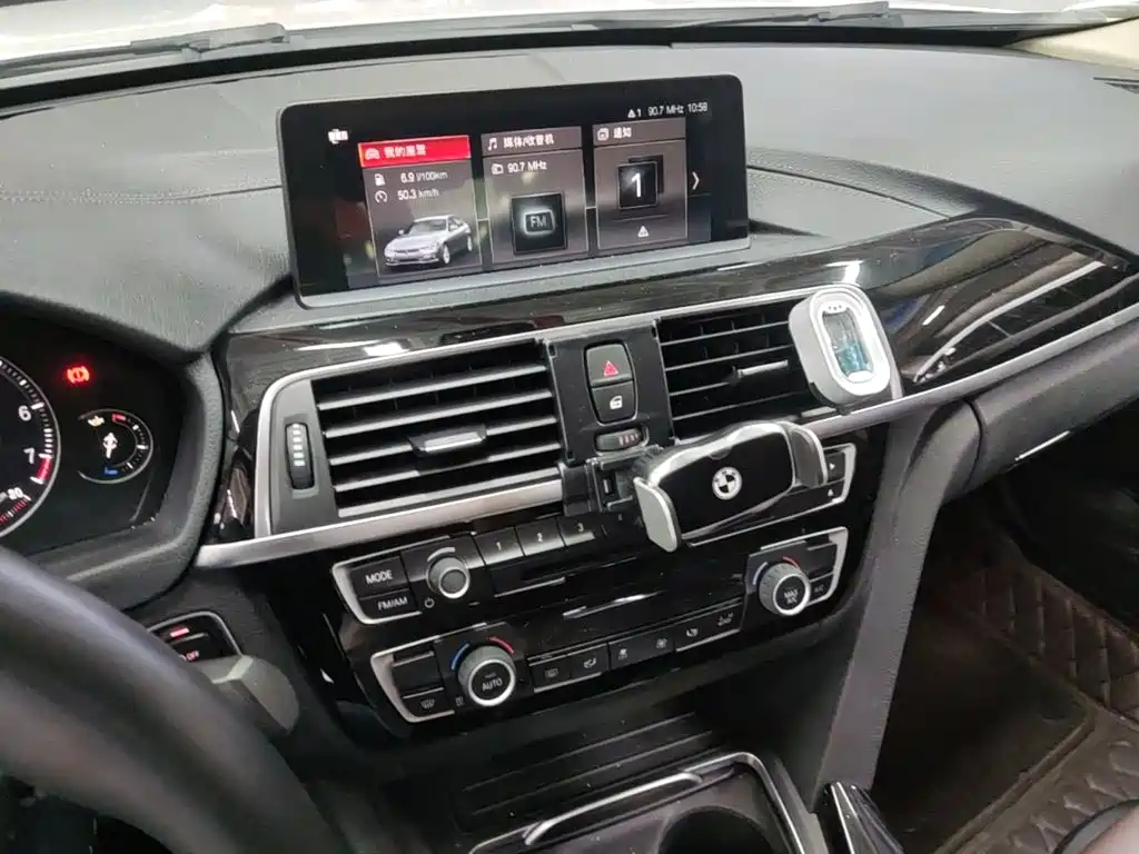 BMW 3 Series — миниатюра 13