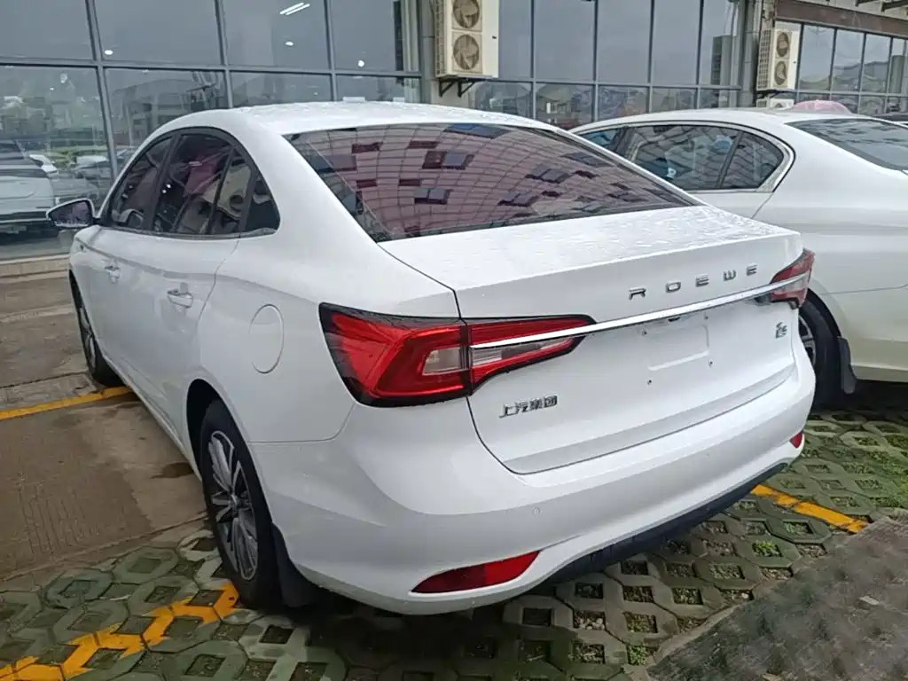 Roewe i5 — миниатюра 5