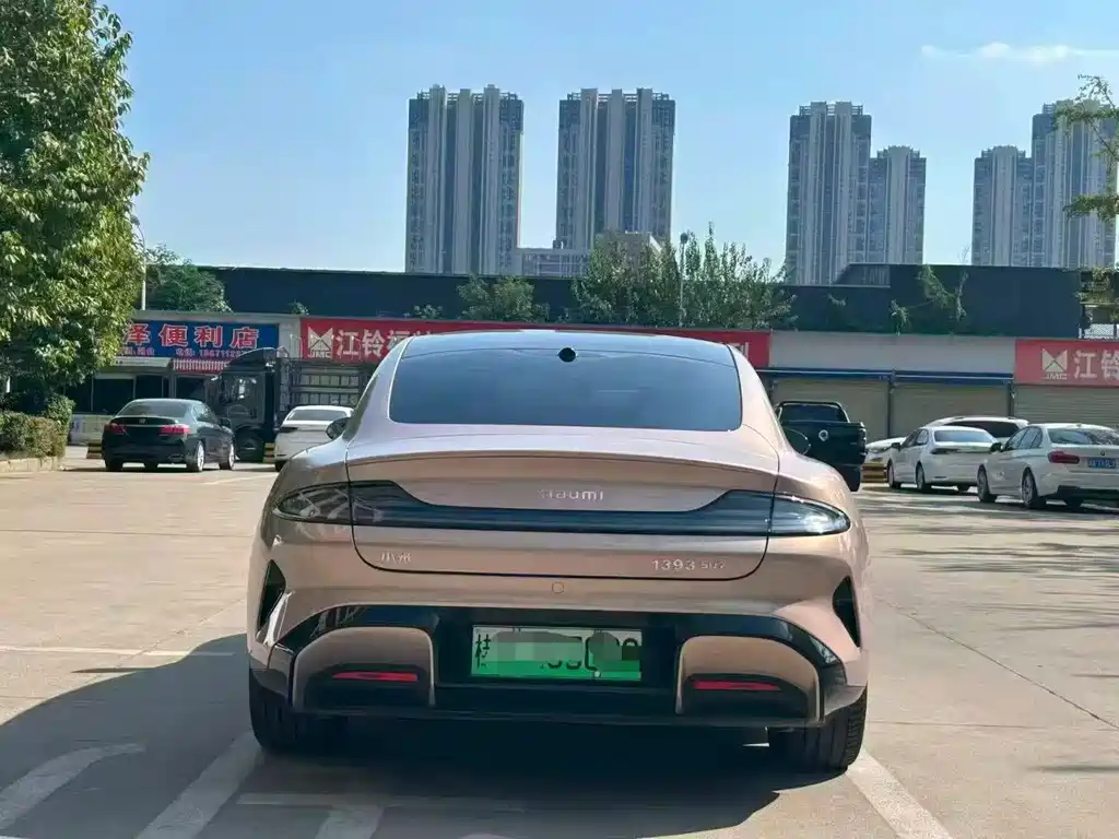 Xiaomi SU7 — миниатюра 4