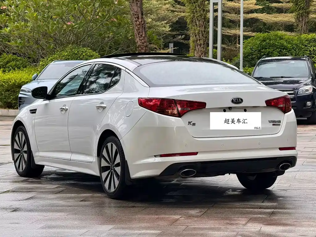 Kia K5 — миниатюра 5