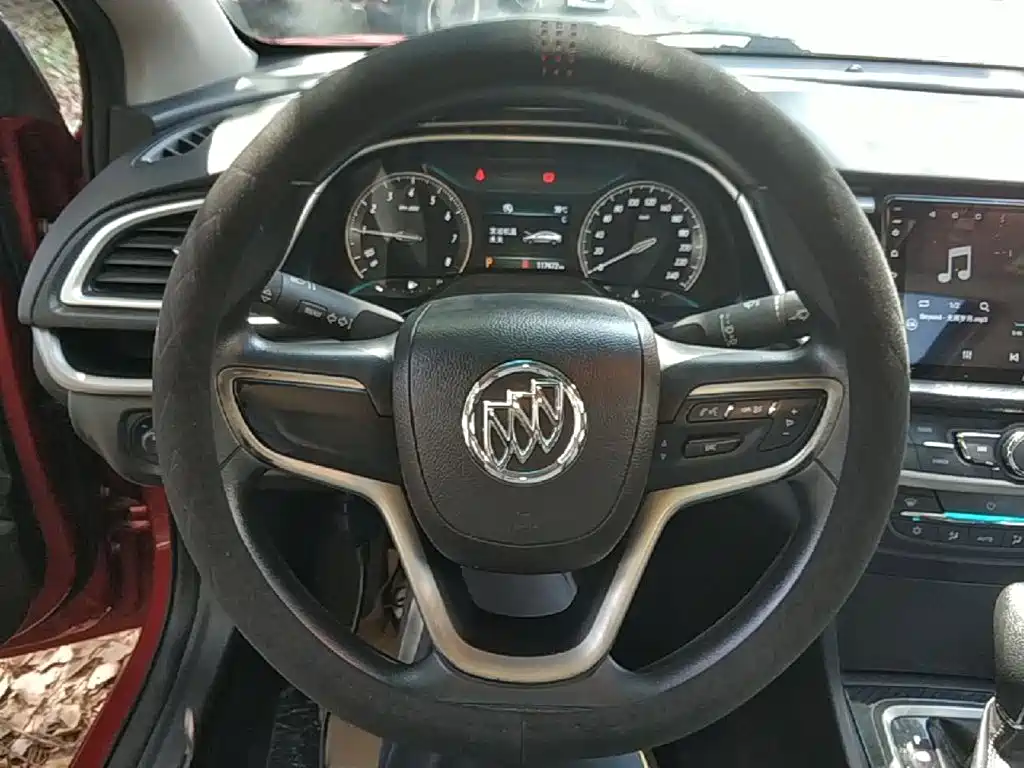 Buick Excelle — миниатюра 11