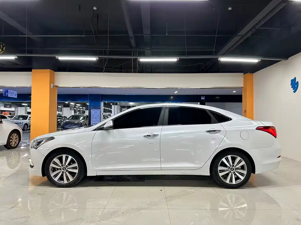 Hyundai Mistra 1.8L Auto Premium Type DLX, фото 9