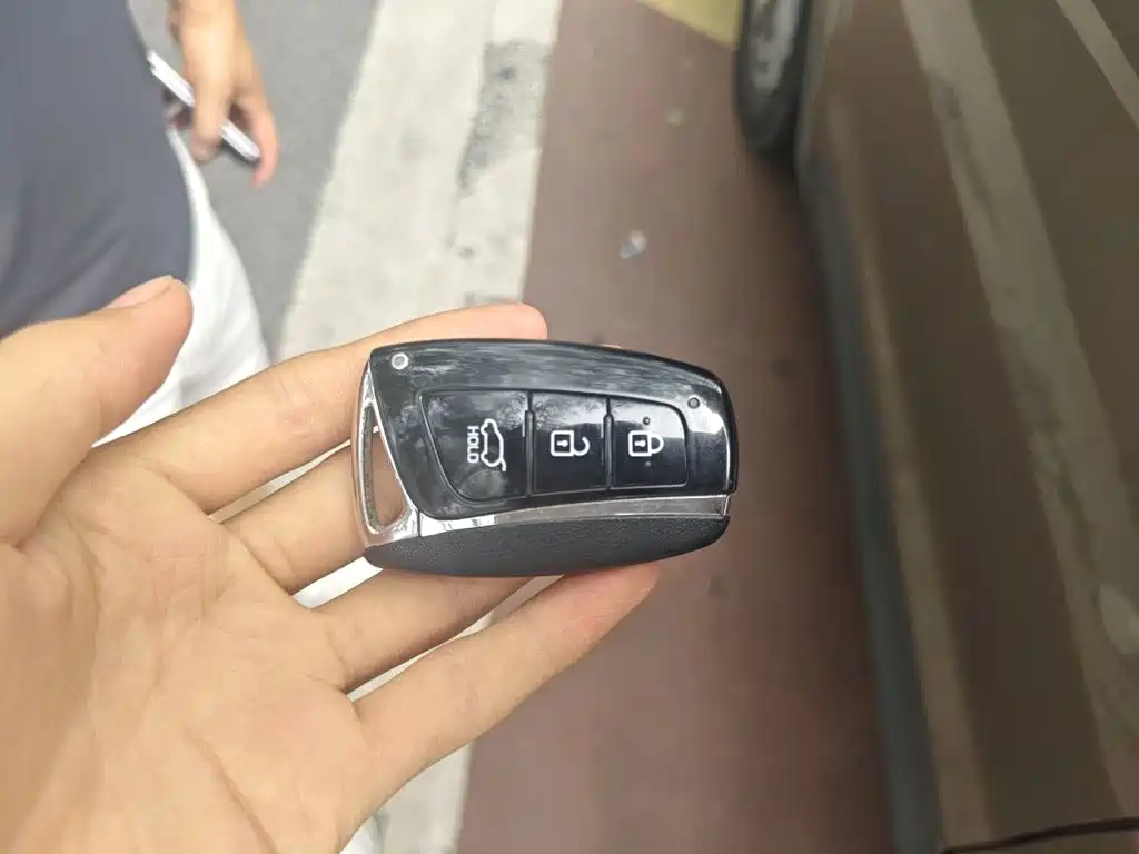 Hyundai Santa Fe — миниатюра 12