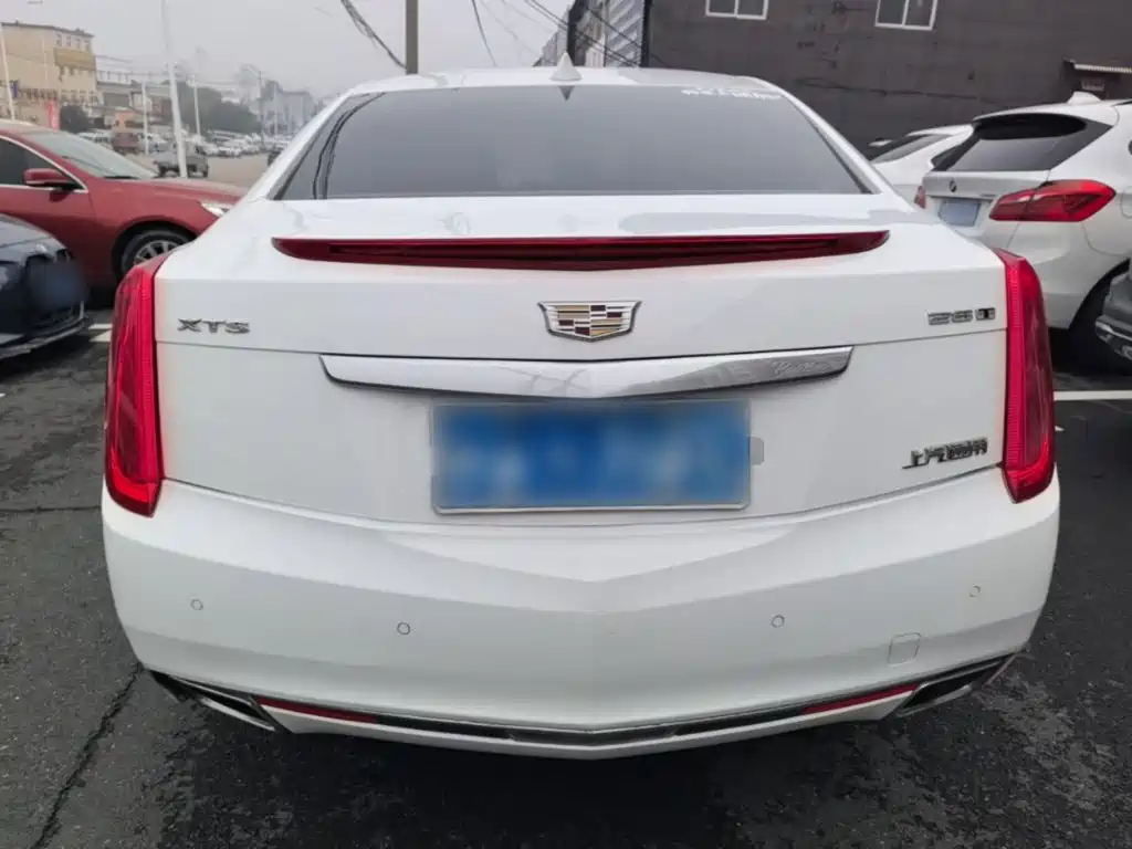 Cadillac XTS — миниатюра 6