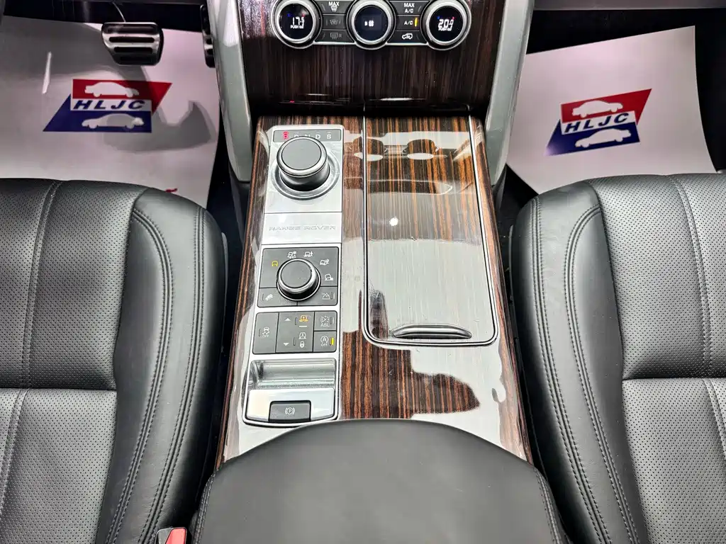 Land Rover Range Rover — миниатюра 12