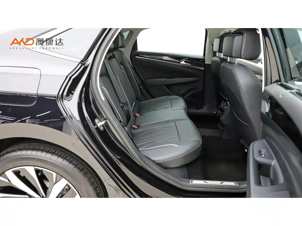 Volkswagen Passat — миниатюра 8
