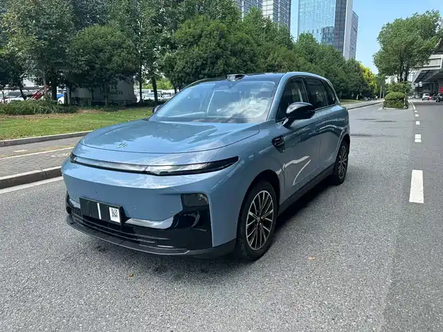 2025 Leapmotor B10