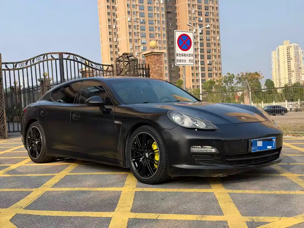 Porsche Panamera — миниатюра 3