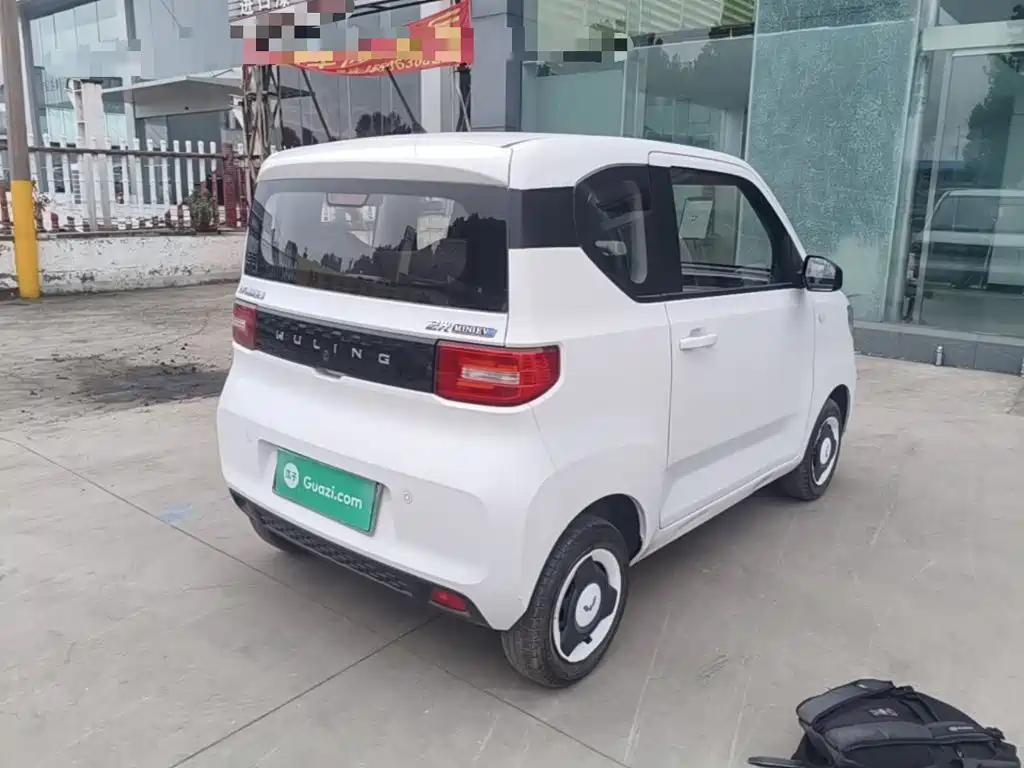 Wuling MINIEV — миниатюра 7
