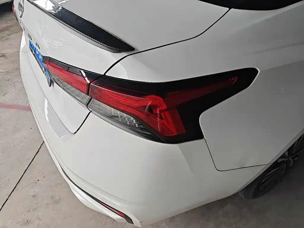 Nissan Teana — миниатюра 8
