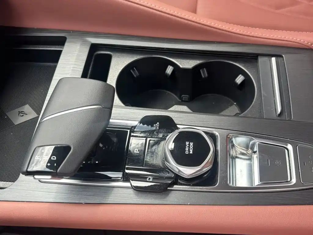 Changan Changan CS75PLUS — миниатюра 8