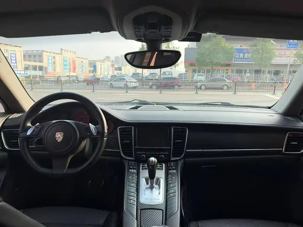 Porsche Panamera — миниатюра 4