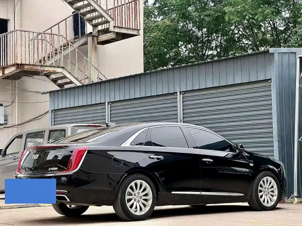 Cadillac XTS — миниатюра 9