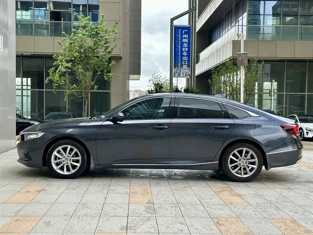 Honda Accord 2022 260TURBO Luxury