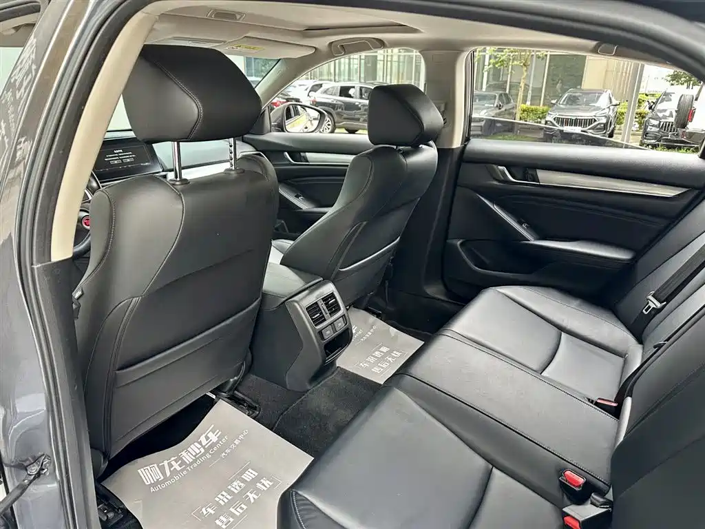 Honda Accord 2022 260TURBO Luxury