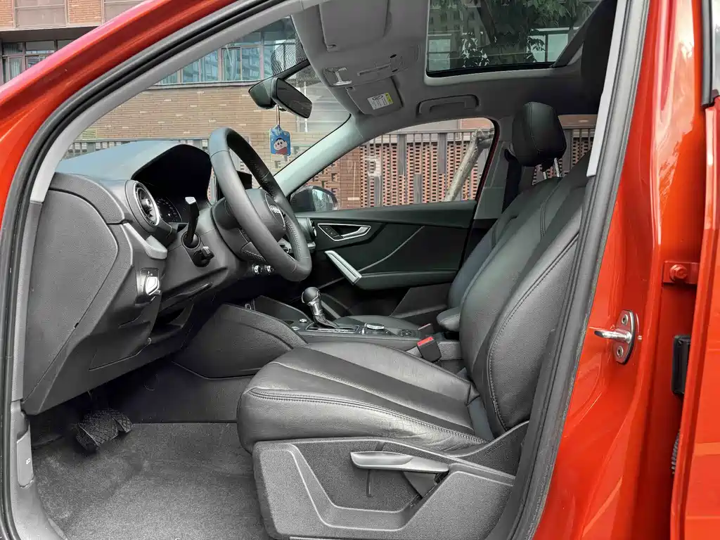 Audi Q2L 2018 35 TFSI VI