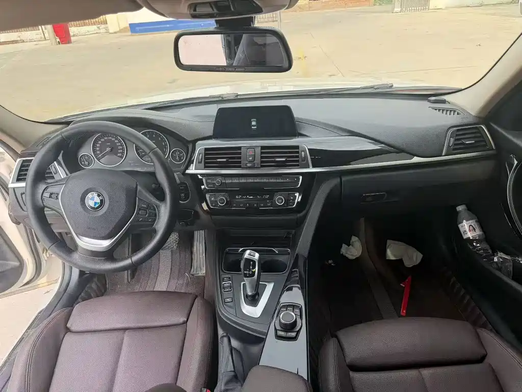 BMW 3 Series — миниатюра 5