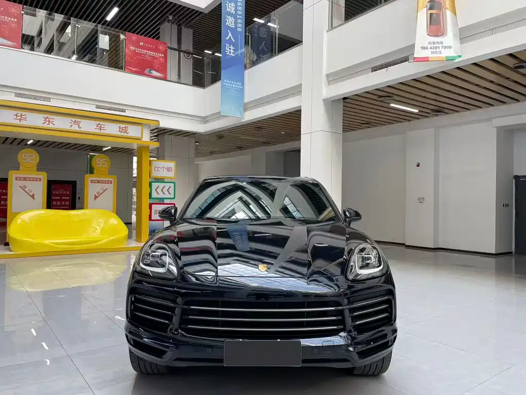 Porsche Cayenne 2021